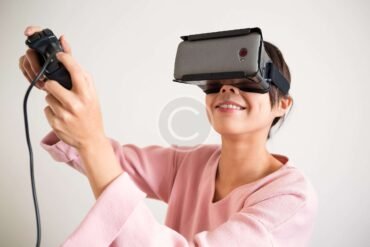 7 Ways Virtual Reality Will Change The World